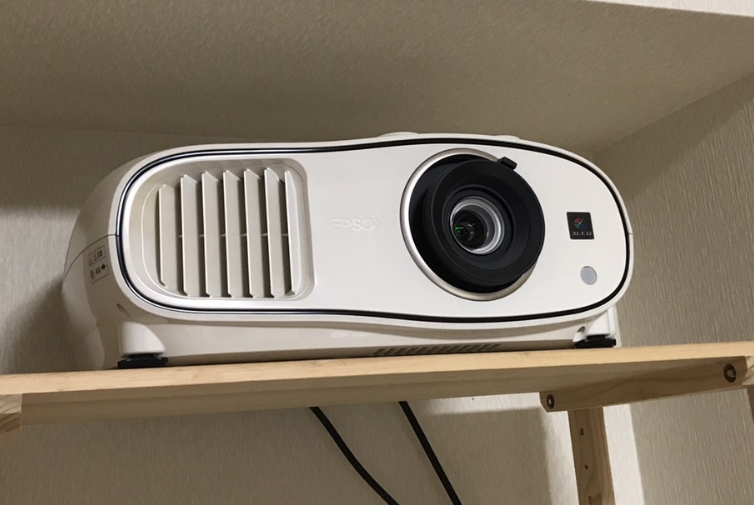 エプソンプロジェクター